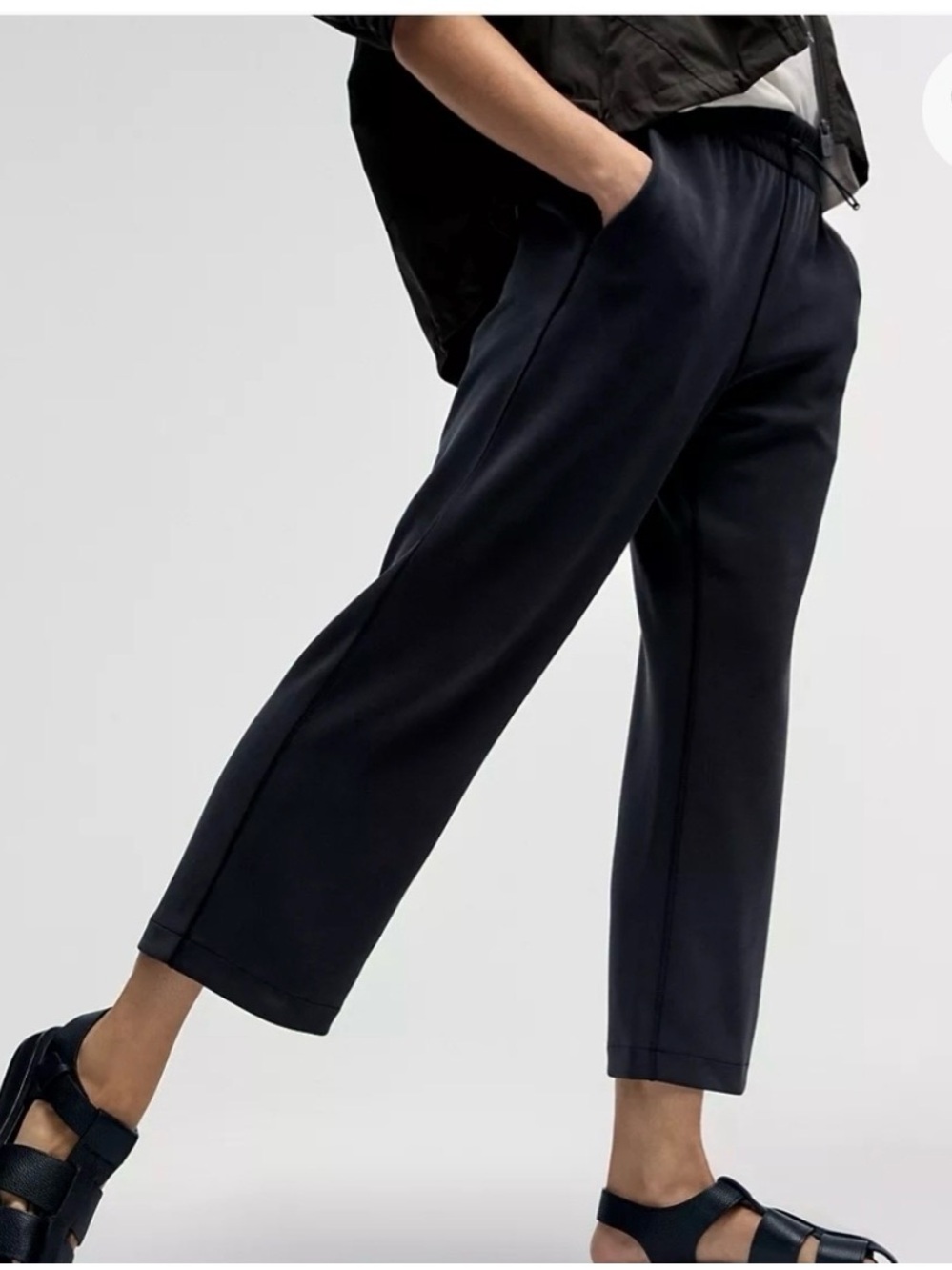 lululemon athletica Soft Stream Black Capri